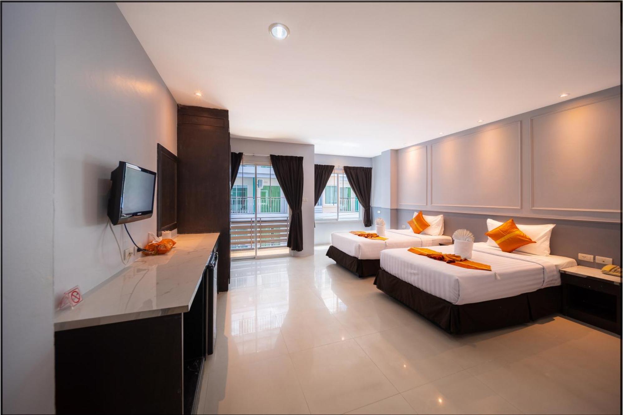 Fundee Boutique Hotel Patong Bagian luar foto