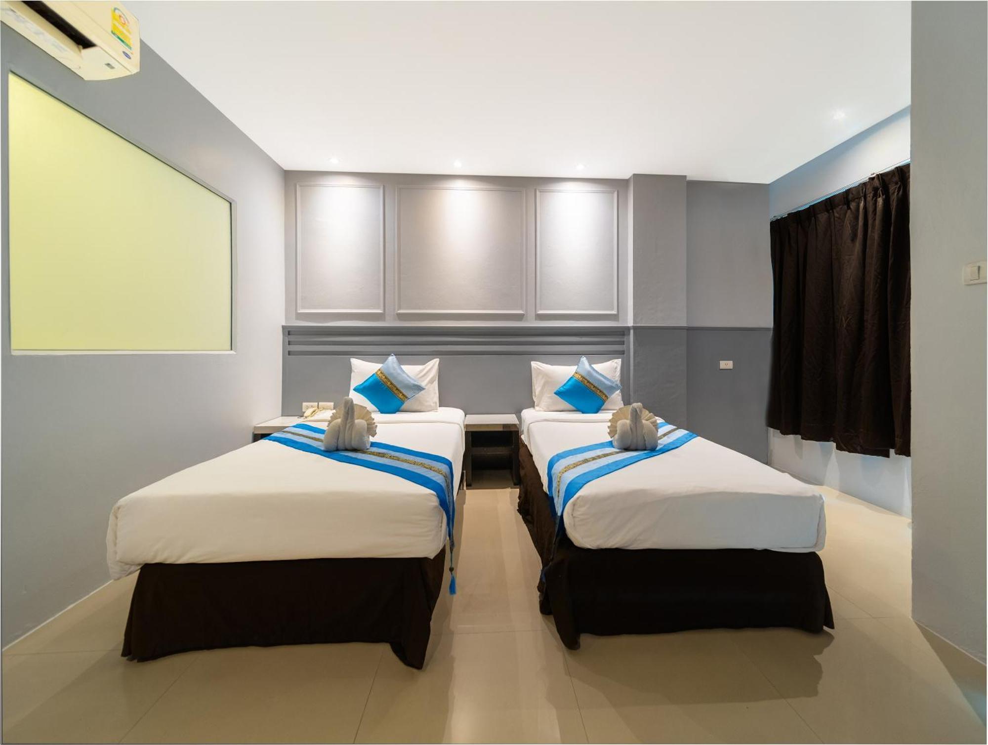 Fundee Boutique Hotel Patong Bagian luar foto