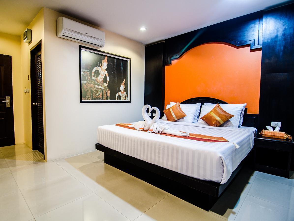 Fundee Boutique Hotel Patong Bagian luar foto